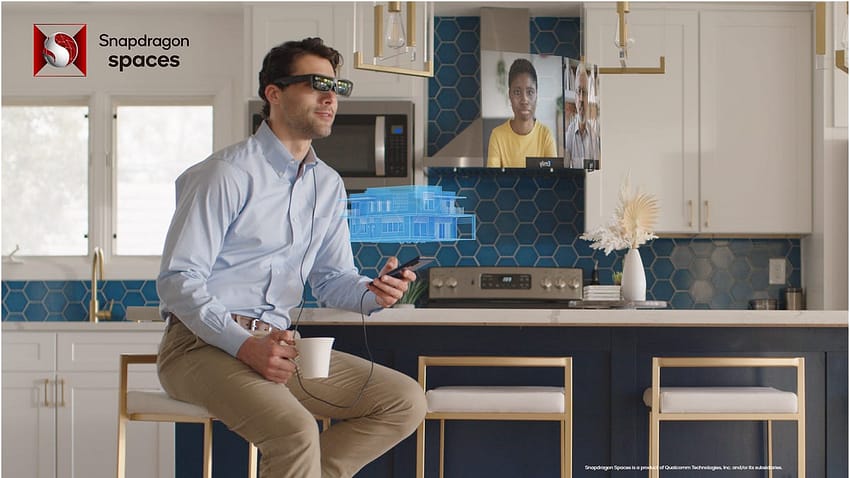  Qualcomm’s Phone-Connected AR Headset Plans Hint at Google and Apple’s Future